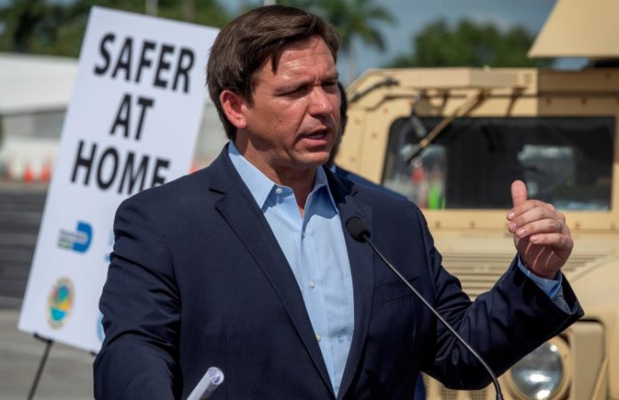 Governador da Flórida retira todas as medidas restritivas contra a Covid-19