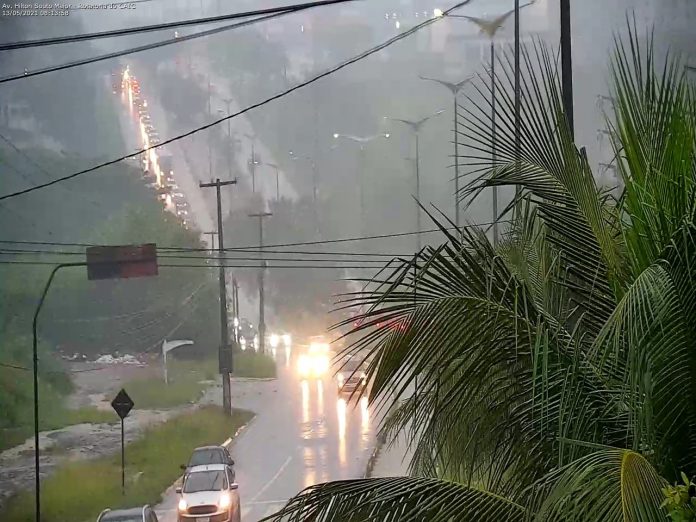 João Pessoa registra em dois dias mais chuvas do que o esperado para maio, diz Defesa Civil