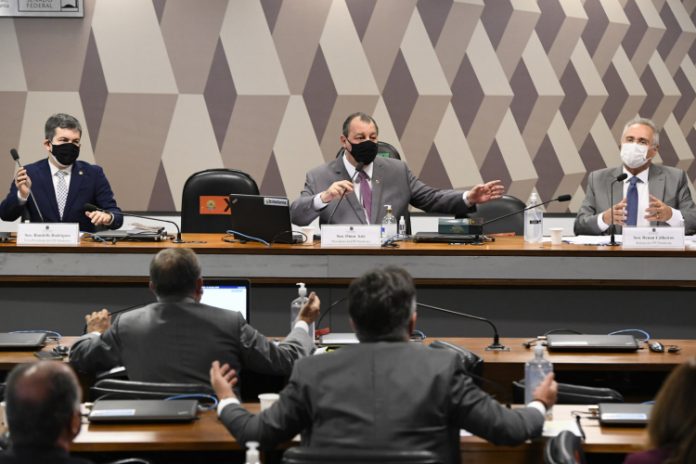 Parlamentares voltam ao Senado para ouvir mais testemunhas na CPI da Covid-19