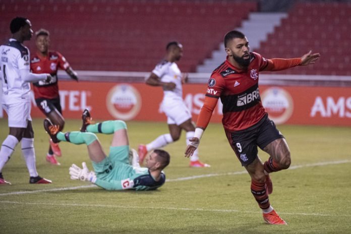 Gabigol iguala Zico como maior artilheiro do Flamengo na Libertadores; veja lista