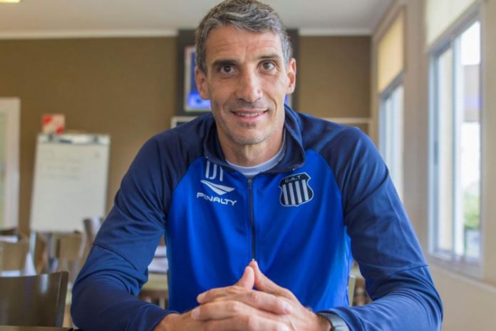 Após sondar Holan, Fortaleza anuncia argentino Juan Pablo Vojvoda como novo técnico