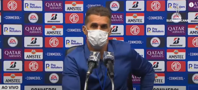 Quem é o culpado pela eliminação do Corinthians na Sul-Americana? Vagner Mancini responde