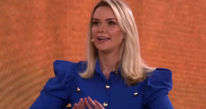 Marcela McGowan fala sobre perda de desejo no relacionamento e mitos da sexualidade