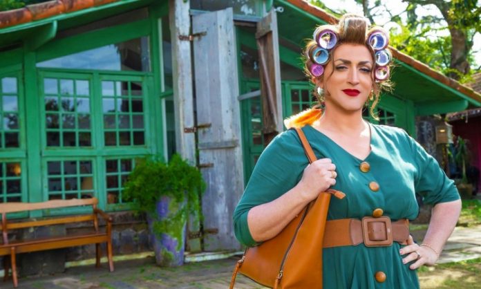 Usar um bode expiatório para o que aconteceu com Paulo Gustavo é condená-lo de novo à morte