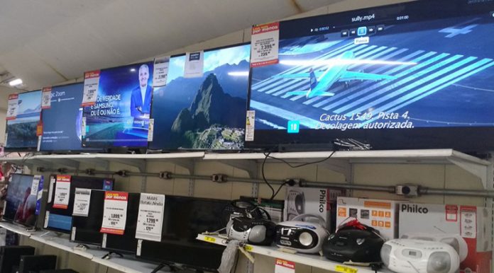 Vendas no comércio caem em março e fecham o 1º trimestre com queda de 0,6%