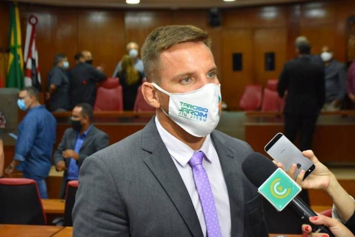 MP pede condenação a vereador por descumprimento de decreto, em João Pessoa