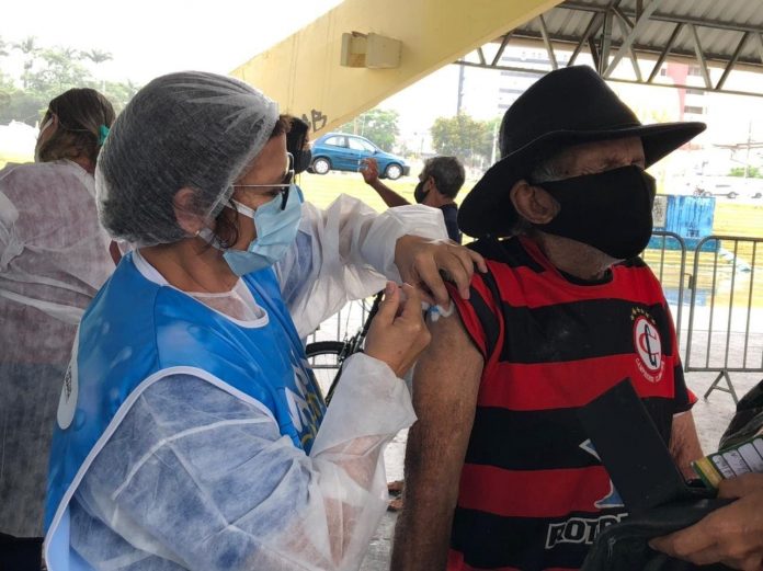 Campina Grande aplica 2ª dose da vacina Coronavac nesta quarta-feira (12) com agendamento