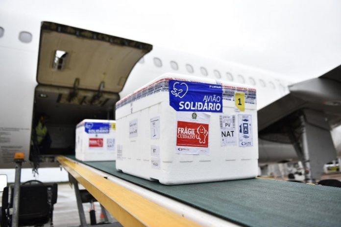 RN recebe até sábado (15) vacinas CoronaVac suficientes para concluir imunização de quem já tomou a 1ª dose, diz governadora