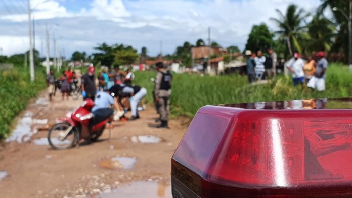 Dois trabalhadores são assassinados com mais de 40 tiros na comunidade Renascer, em Cabedelo, PB