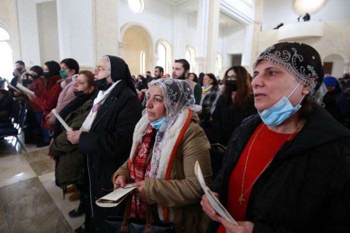 Mais de 360 milhões de cristãos foram perseguidos no mundo em 2021, diz ONG