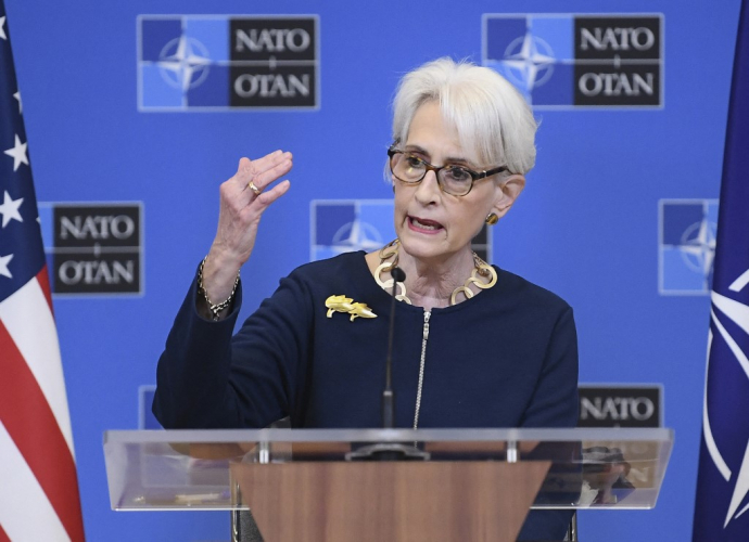 Embaixada dos EUA na Ucrânia aconselha cidadãos a sair do país imediatamente