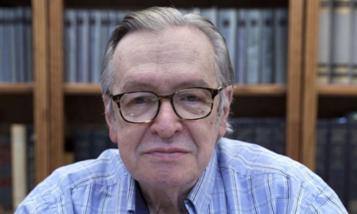 Bolsonaro decreta luto oficial de um dia por morte de Olavo de Carvalho