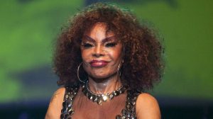 Morre a cantora Elza Soares aos 91 anos