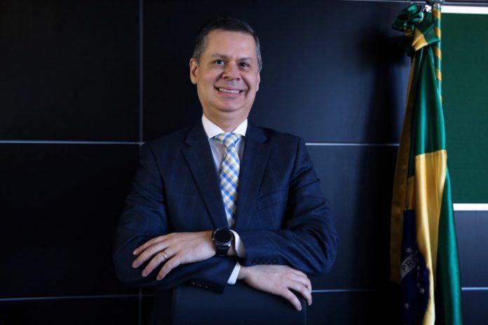 Maior desafio para o Brasil entrar na OCDE é fazer a reforma tributária, diz secretário da Economia