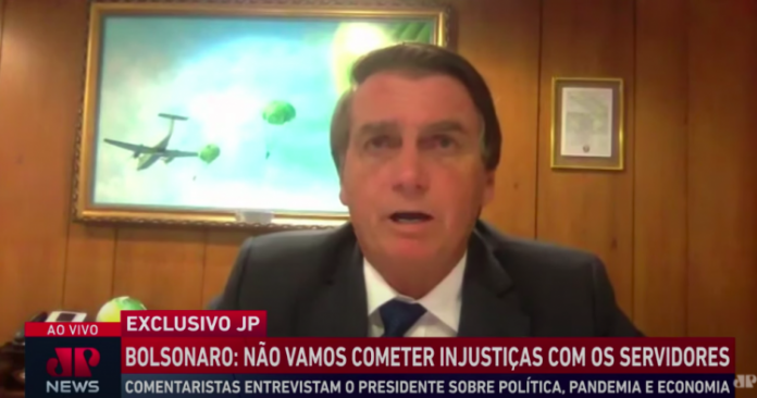 ‘Não quero que a gente cometa injustiça com servidores públicos’, afirma Bolsonaro