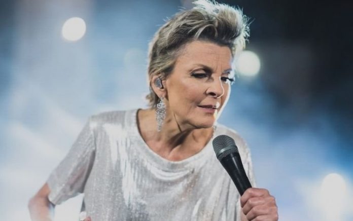 Morre a cantora gospel e pastora Ludmila Ferber aos 56 anos; artistas prestam homenagens