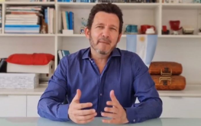 Analista internacional Gustavo Segré é o entrevistado do Direto ao Ponto desta segunda-feira