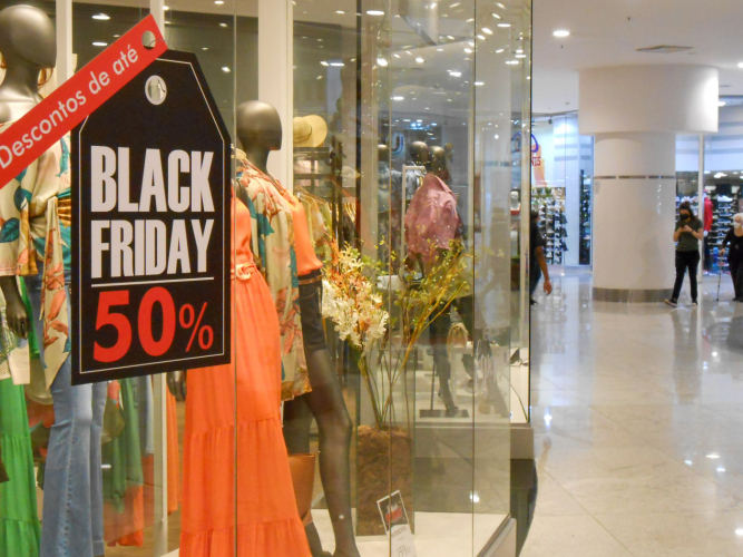 Vendas no varejo crescem 0,6% em novembro com Black Friday mais fraca