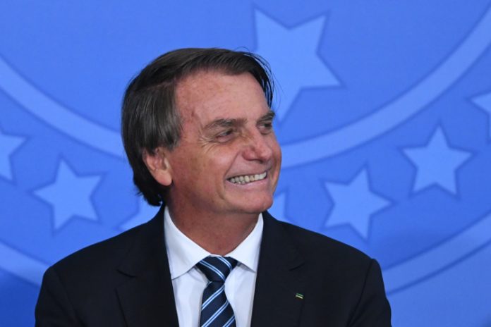 Bolsonaro confirma ida à Russia e diz que Putin é ‘conversavor’