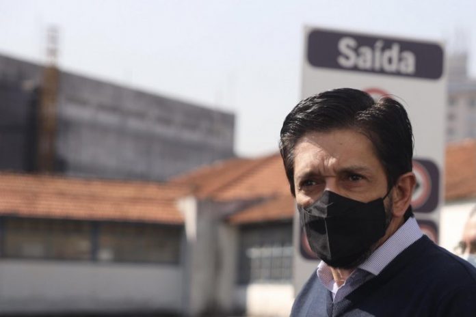 Nunes amplia horários de AMAs para atender pacientes com sintomas respiratórios em SP