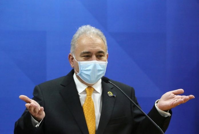 Maioria dos internados nos hospitais e UTIs são não vacinados, diz Queiroga