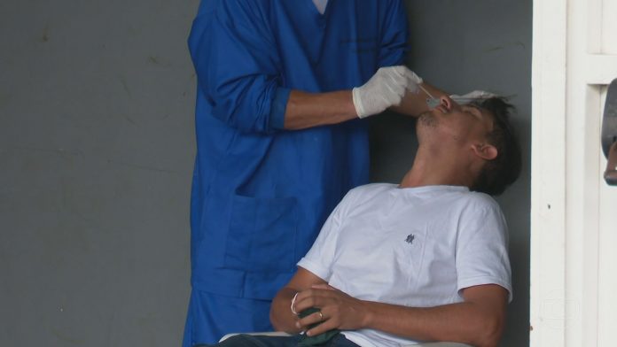 Quase 500 pessoas testam positivo para Covid-19 em menos de cinco horas, em João Pessoa