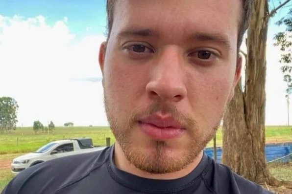 Jovem morre após ser atingido por avião pilotado pelo pai no interior de SP