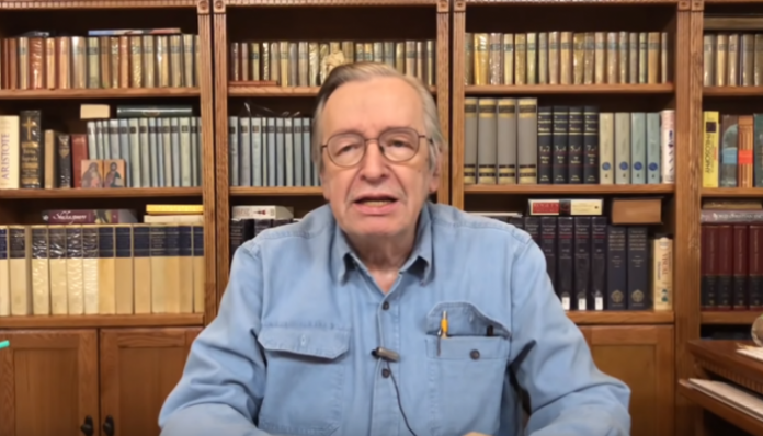 Olavo de Carvalho morre aos 74 anos nos Estados Unidos