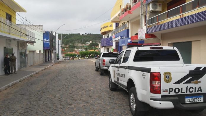 Operação investiga grupo suspeito de desviar dinheiro público da Prefeitura de Dona Inês, PB