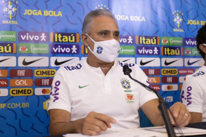 Entenda por que os contestados Coutinho e Daniel Alves estão em alta com Tite
