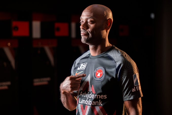 Aos 37 anos, Vágner Love é anunciado como novo reforço de time da Dinamarca