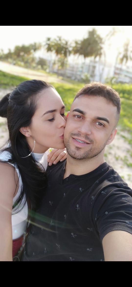 Noiva de professor que morreu por Covid-19 fala sobre dor e saudade: ‘a memória o traz a todo momento’