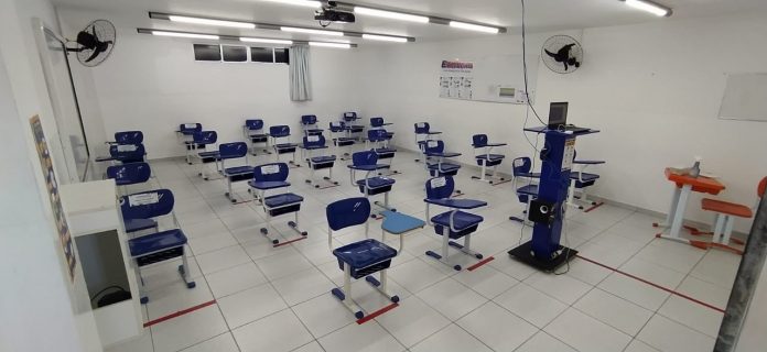 MPs recomendam que passaporte da vacina contra Covid-19 seja exigido em escolas na PB