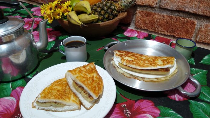 Saiba como preparar uma tapioca invertida de cartola
