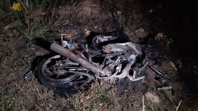 Motociclista e passageira morrem em colisão com carro na BR-406 no RN