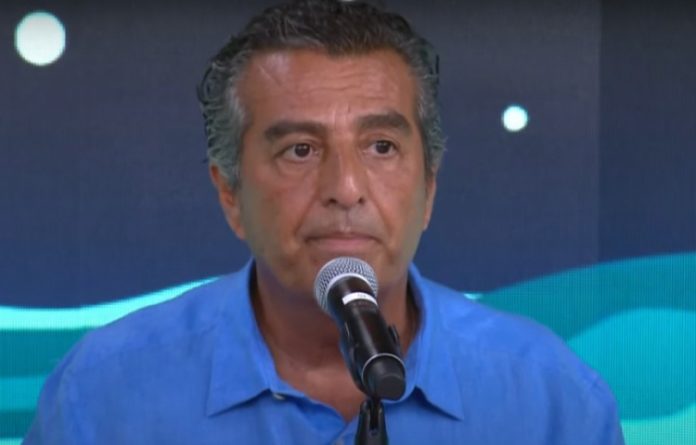 Dr. Zeballos rebate acusações de negacionismo: ‘Faço medicina por carinho e amor’