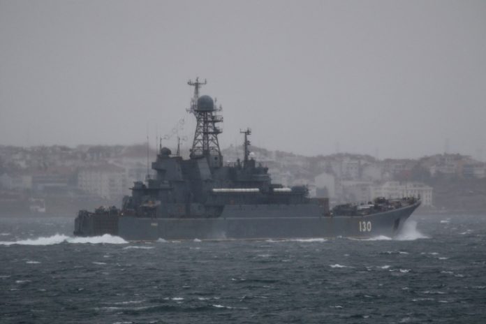 Rússia envia navios de guerra para o Mar Negro