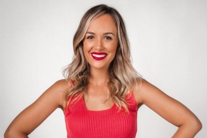 Bibiana Bolson chega à Jovem Pan News e estreia nesta segunda no ‘Camisa 10’