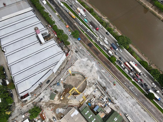 Prefeitura prepara desvio para reduzir engarrafamentos na Marginal Tietê