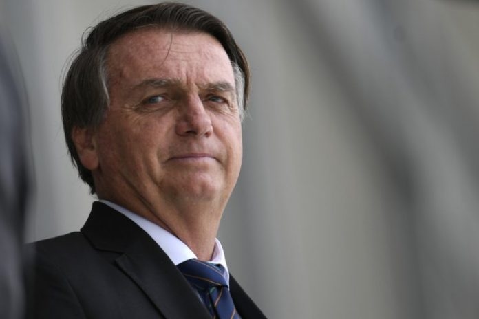 Bolsonaro diz que retirada das tropas russas da fronteira foi ‘grande gesto’ de Putin