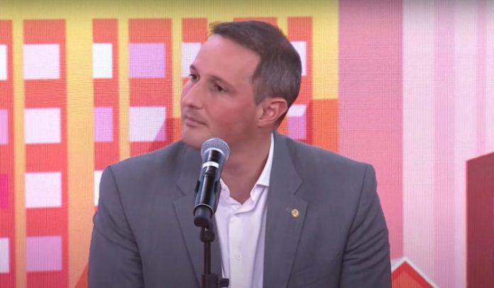 ‘Doria se afoga sozinho’, diz Capitão Derrite sobre promessa salarial para a polícia