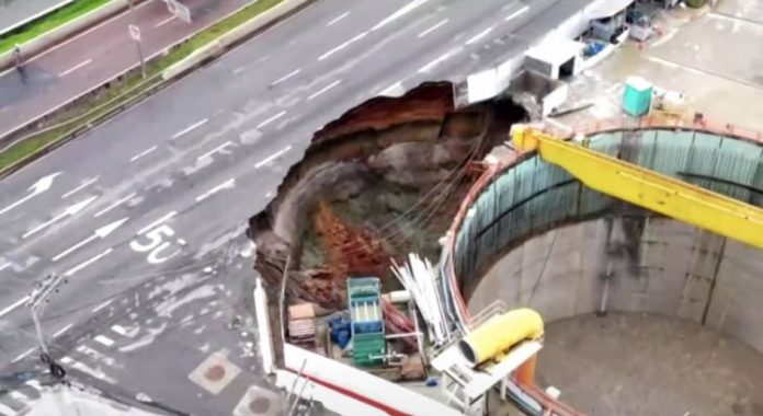 Após cratera na marginal, Ricardo Nunes anuncia grupo de trabalho com prefeitura, Sabesp e Metrô