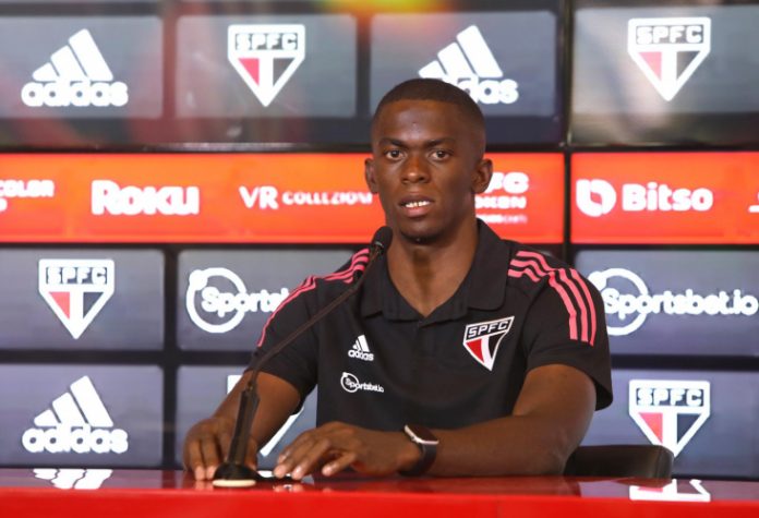 Andrés Colorado aparece no BID e fica livre para estrear no São Paulo