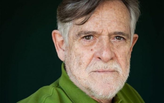 José de Abreu vai processar seguidor que o chamou de ‘mamateiro da Rouanet’