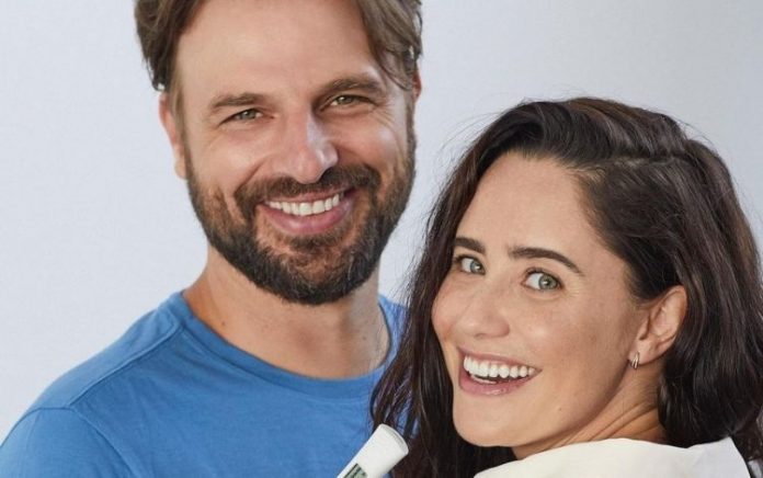 Fernanda Vasconcellos e Cássio Reis anunciam gravidez: ‘O amor está crescendo’