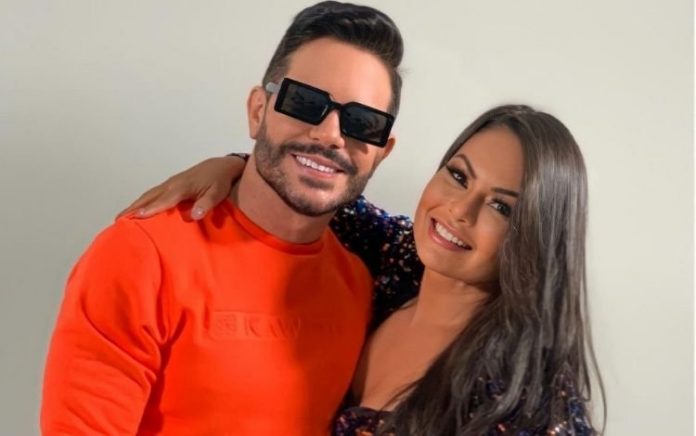 Cantor do Calcinha Preta fala do estado de Paulinha Abelha e desmente morte cerebral