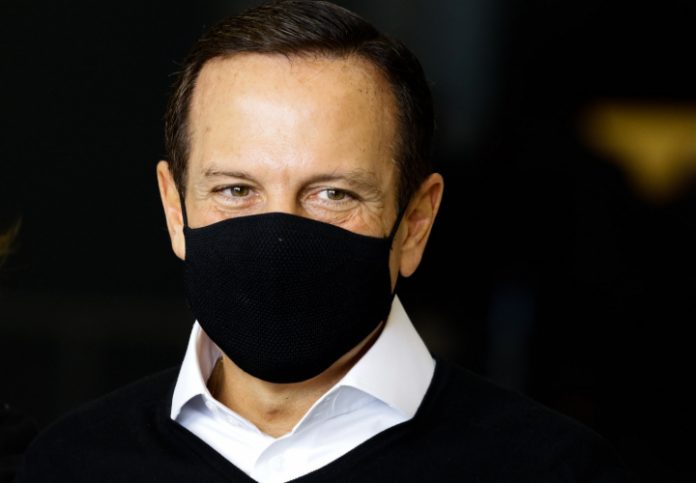 Doria afirma que visita de Bolsonaro a São Paulo para ajudar vítimas das chuvas é bem-vinda