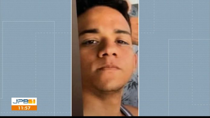 Jovem morto a tiros em Santa Rita estudava para ser PM, diz mãe que atendeu filho no plantão do hospital