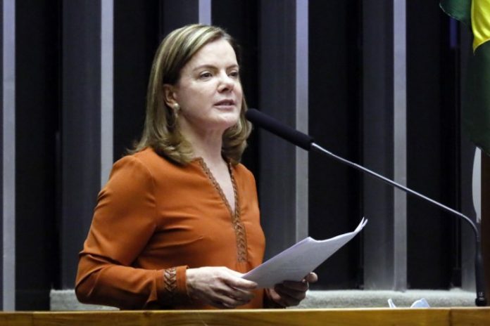 Presidente do PT diz que privatização da Eletrobras será ‘revista’ caso Lula seja eleito