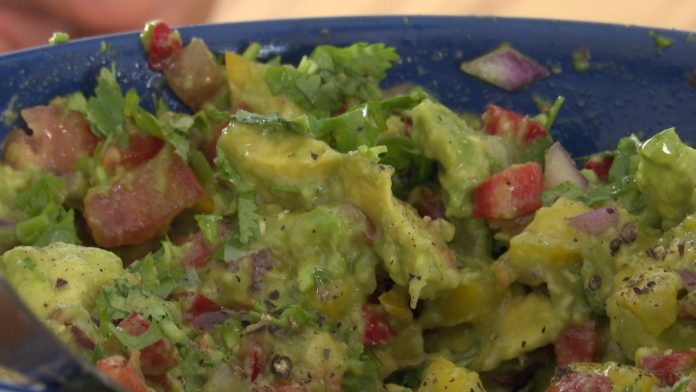 Aprenda como fazer receita de guacamole no Chef JPB